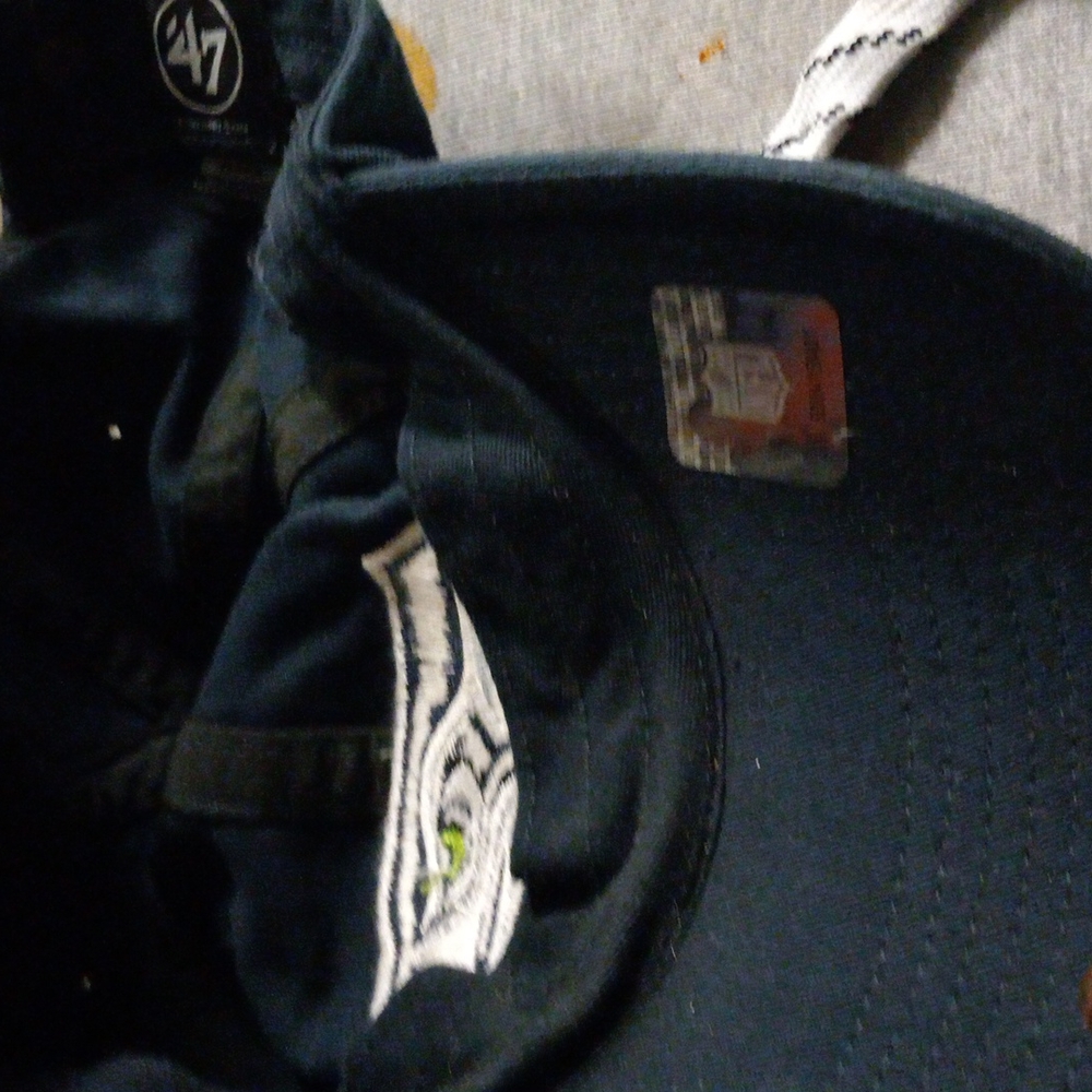 Seahawks '47 hat - Picture 2 of 4